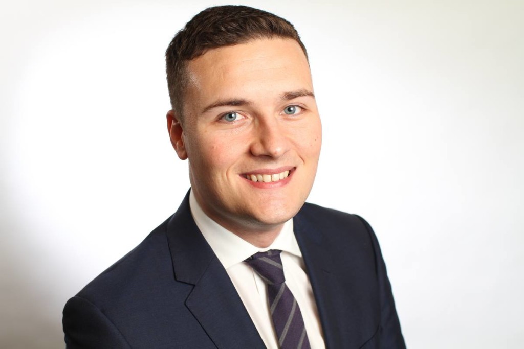 Wes Streeting: Gay Politician, Cancer Survivor, Leader, and Trans Community Tensions
